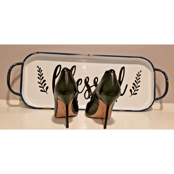 Marchesa Black Leather Laser Cut Lace Scalloped Ankle Strap Heels EU 35 5 US - Picture 3 of 11